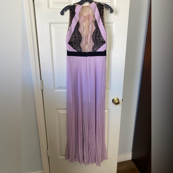 BCBGMaxAzria cocktail dress Size 6. - Picture 7 of 17